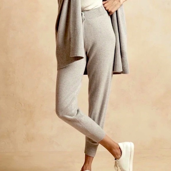 Banana Republic Kiera Cashmere joggers black drawstring waist banded ankle P SM